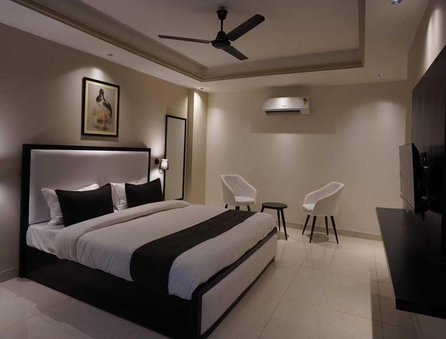 ניו דלהי Hotel King Plaza Near Delhi Airport מראה חיצוני תמונה